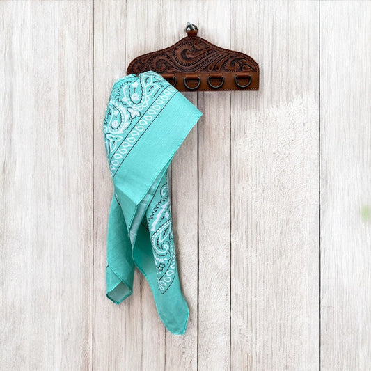 Tooled scarf display